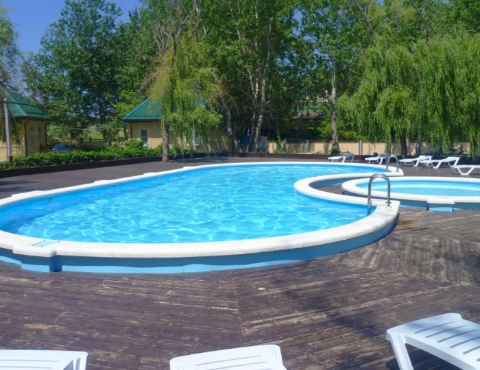 Открытый бассейн - Курортный комплекс Pontos Family Resort Zarya / Понтос Фэмили Резорт Заря